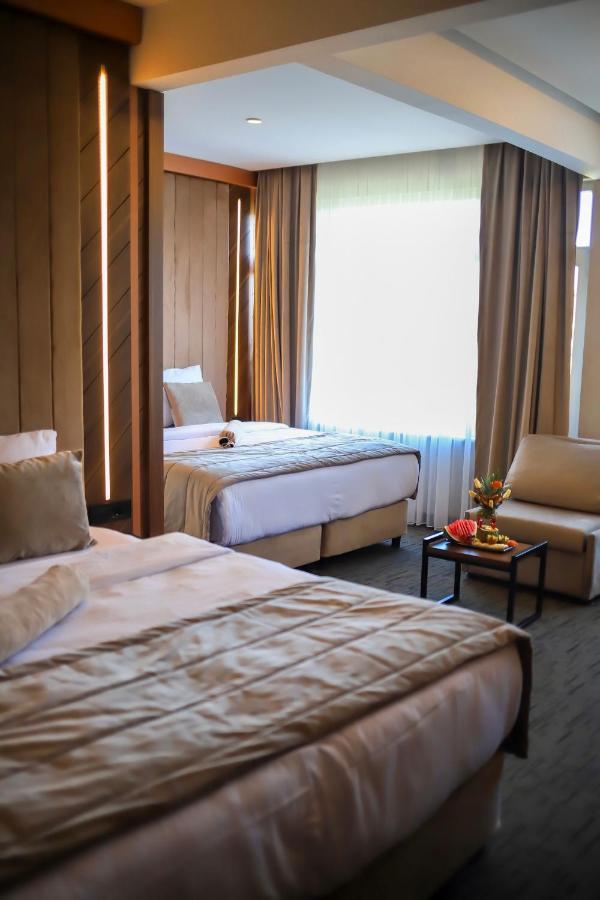 The Park Hotel อิสตันบูล ภายนอก รูปภาพ